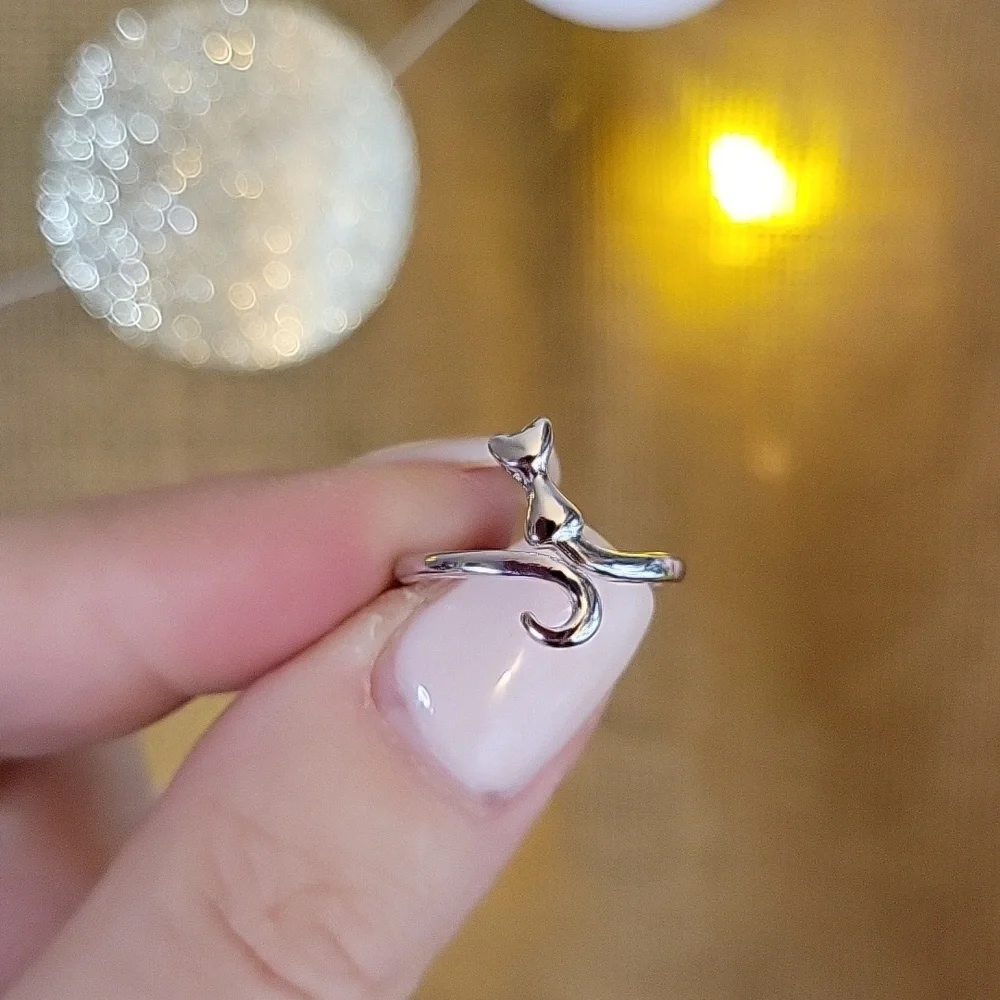 ADJUSTABLE CAT RING